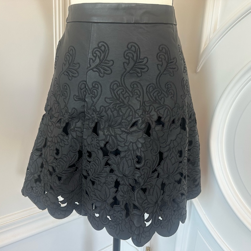 Club Monaco Black Floral Laser Cut Leather Mini Skirt (Size 4)
